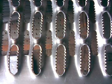 Hafif Kaymaz Metal Plaka / Kaymaz Metal Merdiven Basamakları